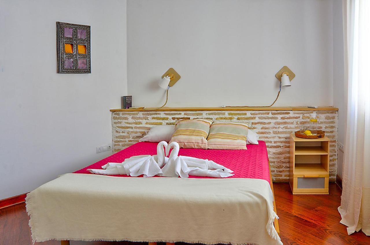 Casa De La Tinaja Apartment Sevilla